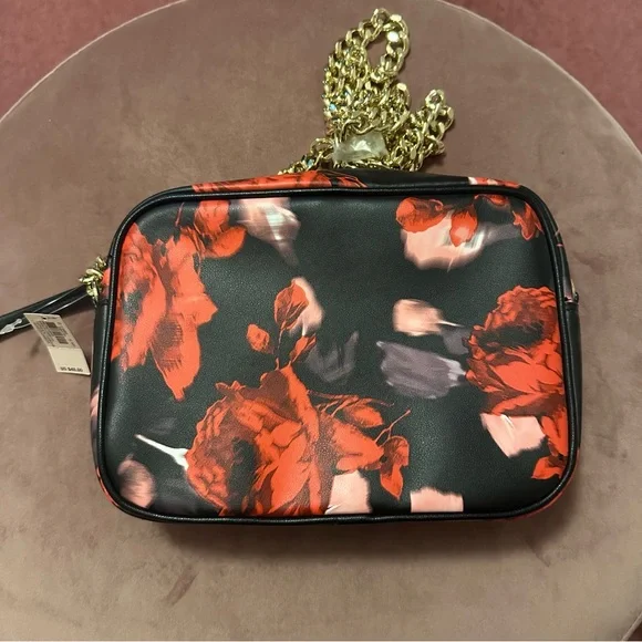 NWT Victoria’s Secret crossbody rose bag/purse - Picture 6 of 6